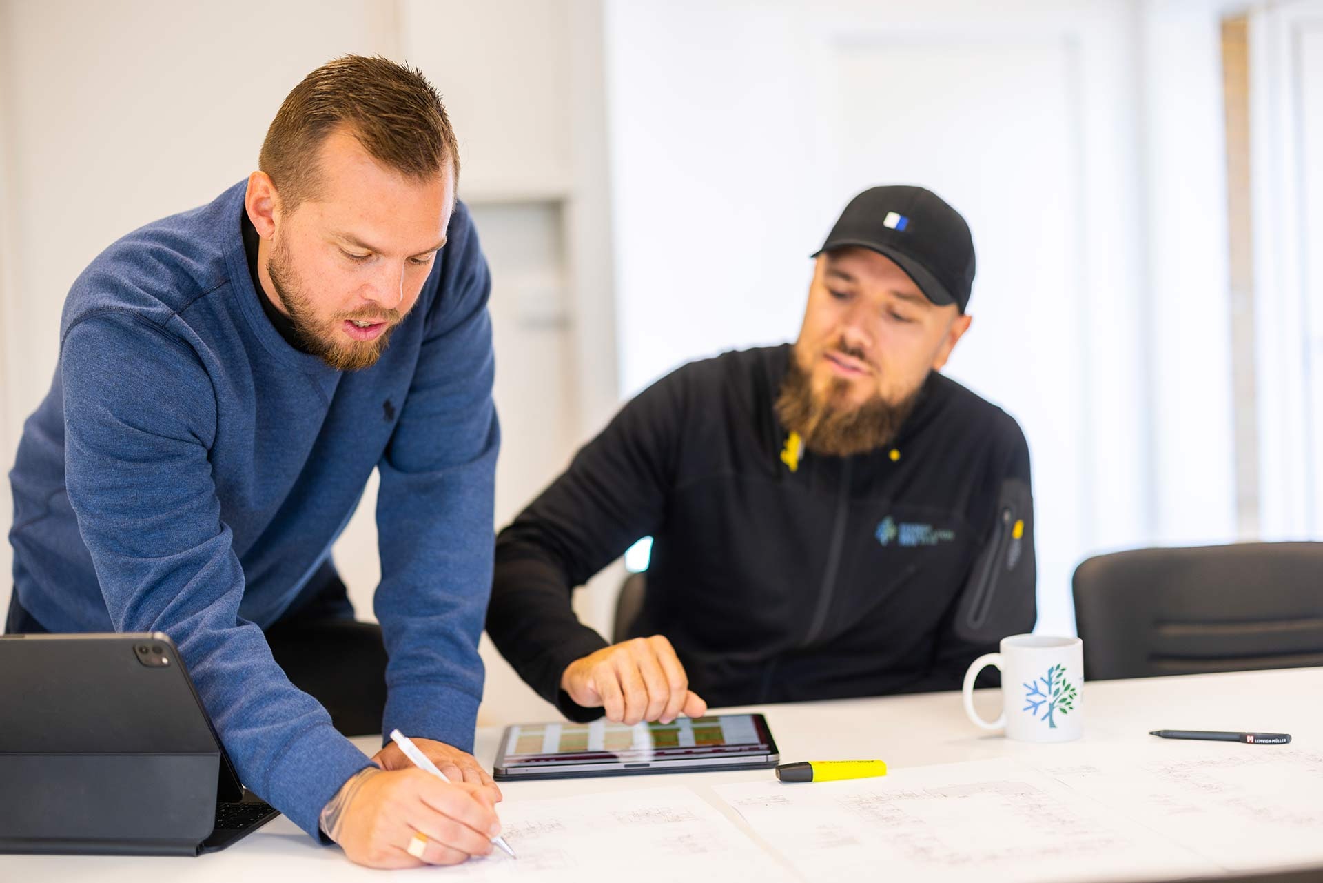 Lovkrav og standarder for ventilation i erhvervsbyggeri – hvad skal du vide?